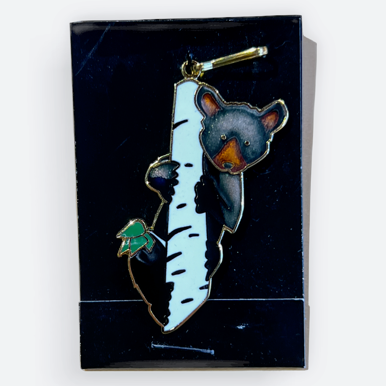 Enamel Zipper Pull | Mendenhall Glacier Bookstore & Gift Shop